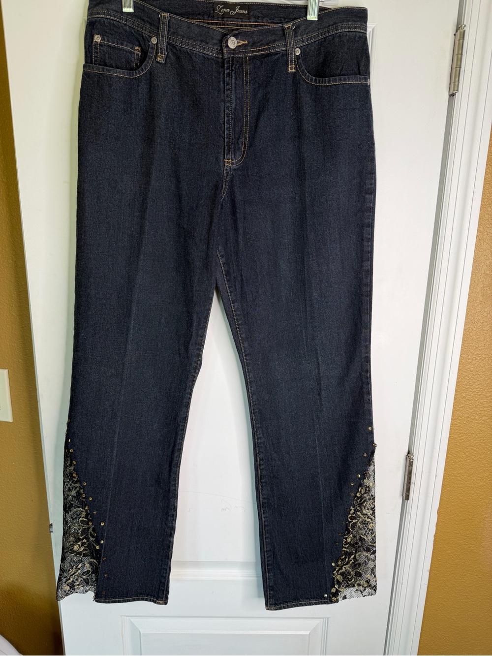 Zena Dark Wash Y2K Bootcut Jeans with Unique Embellished Hem. Size XL